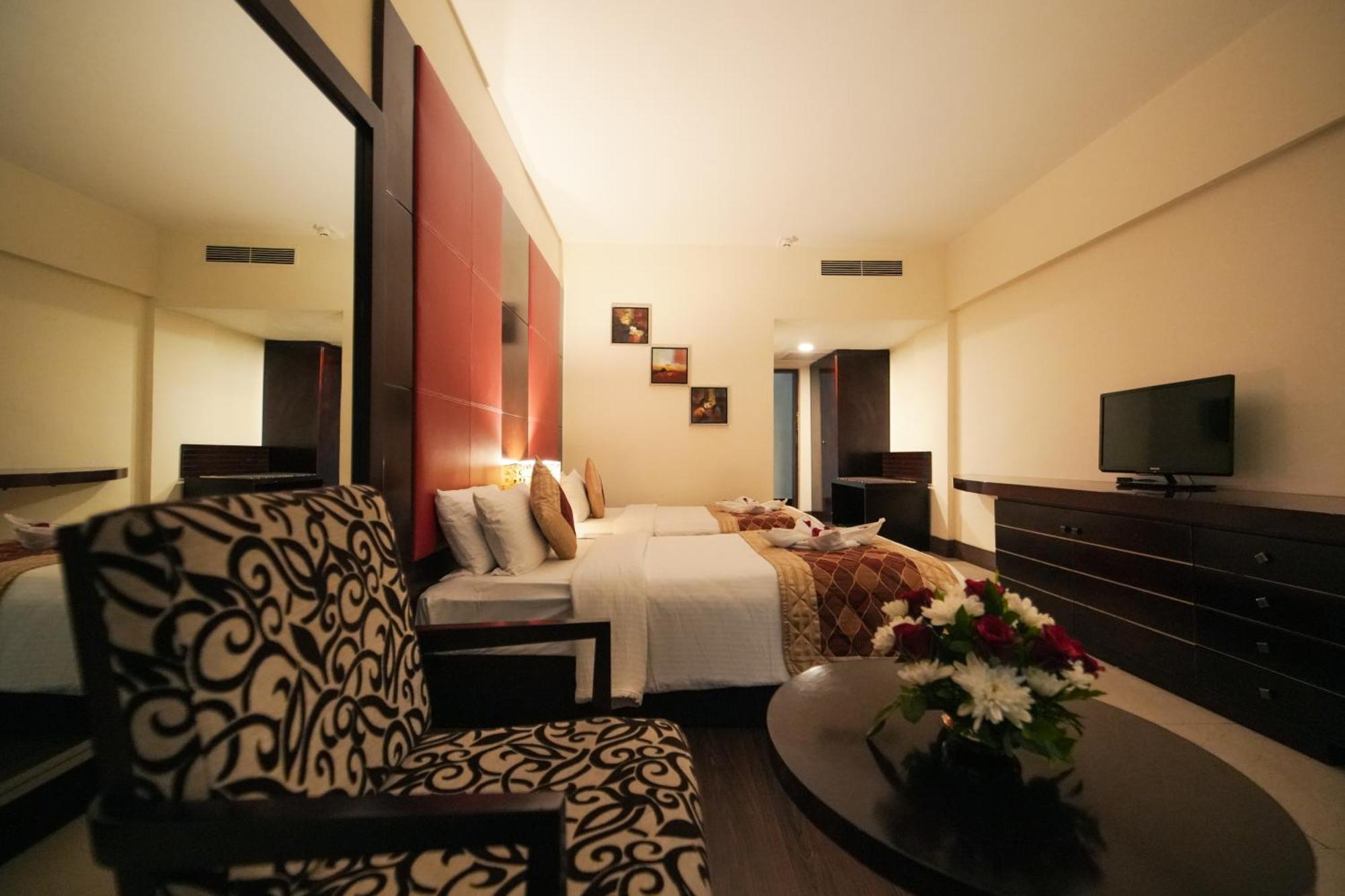 The South Park Hotel Thiruvananthapuram Exteriér fotografie