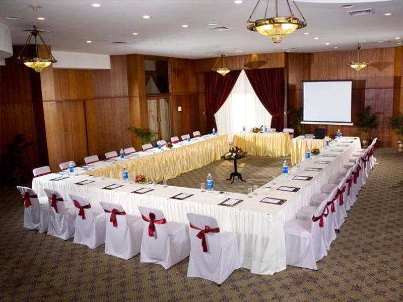 The South Park Hotel Thiruvananthapuram Exteriér fotografie