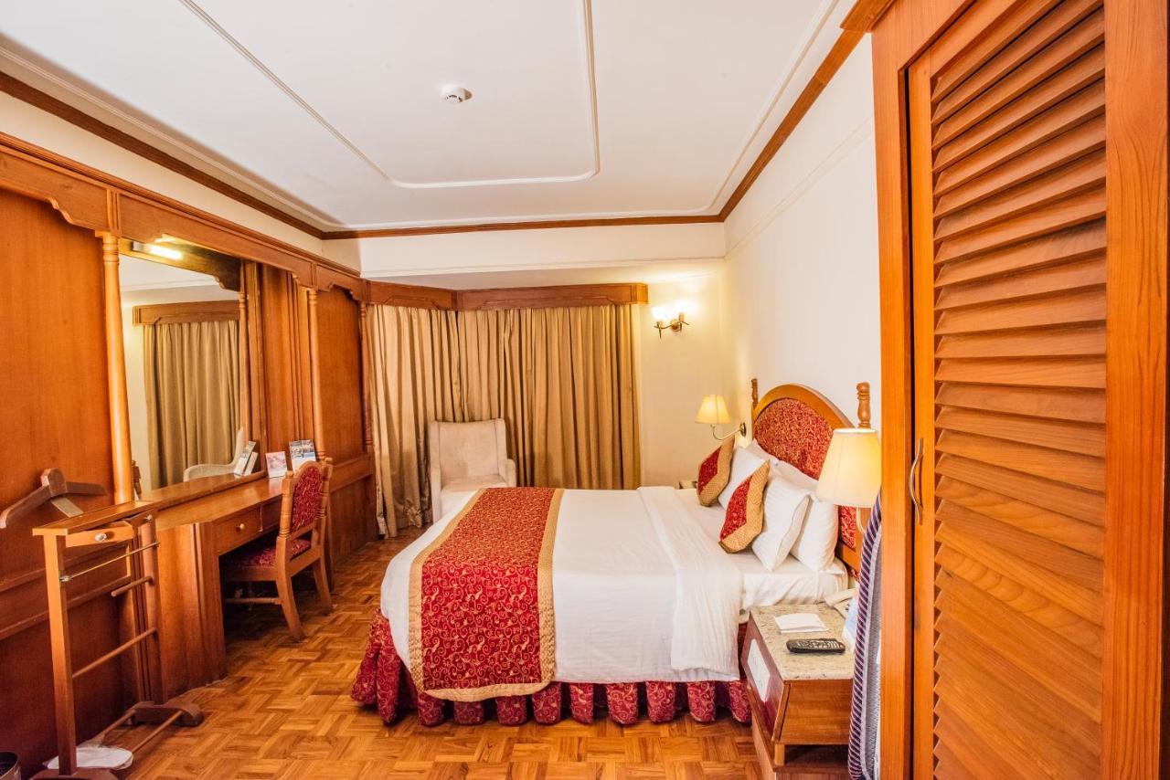 The South Park Hotel Thiruvananthapuram Exteriér fotografie