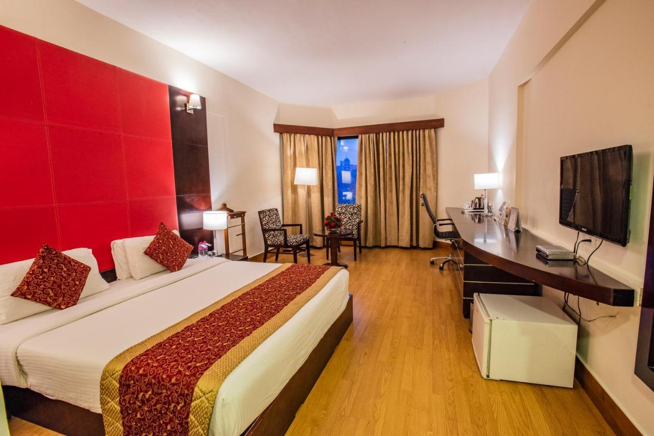 The South Park Hotel Thiruvananthapuram Exteriér fotografie