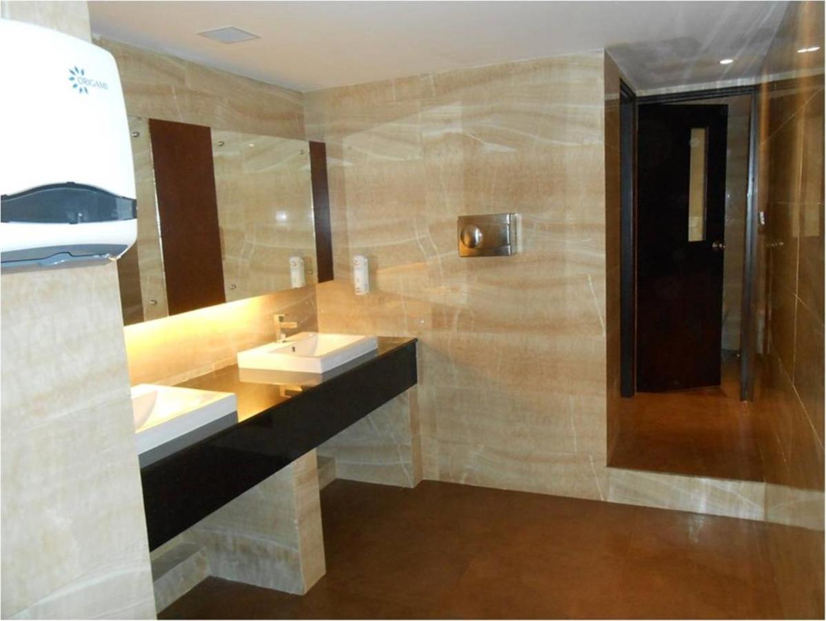 The South Park Hotel Thiruvananthapuram Exteriér fotografie